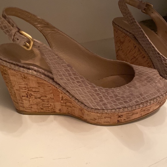 Stuart Weitzman Snakeskin PeepToe wedges. Like brand new . Worn very few times - Picture 3 of 6
